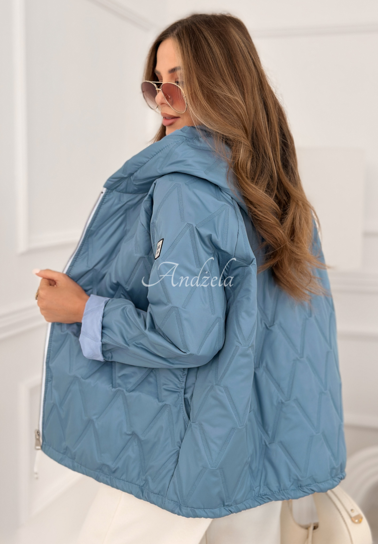 Kurze Steppjacke mit Kapuze Springtime Starts Himmelblau
