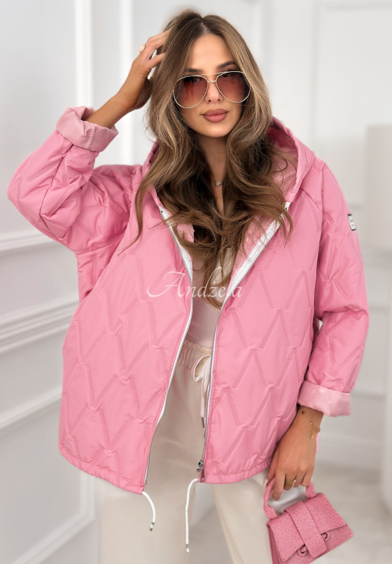 Kurze Steppjacke mit Kapuze Springtime Starts Rosa