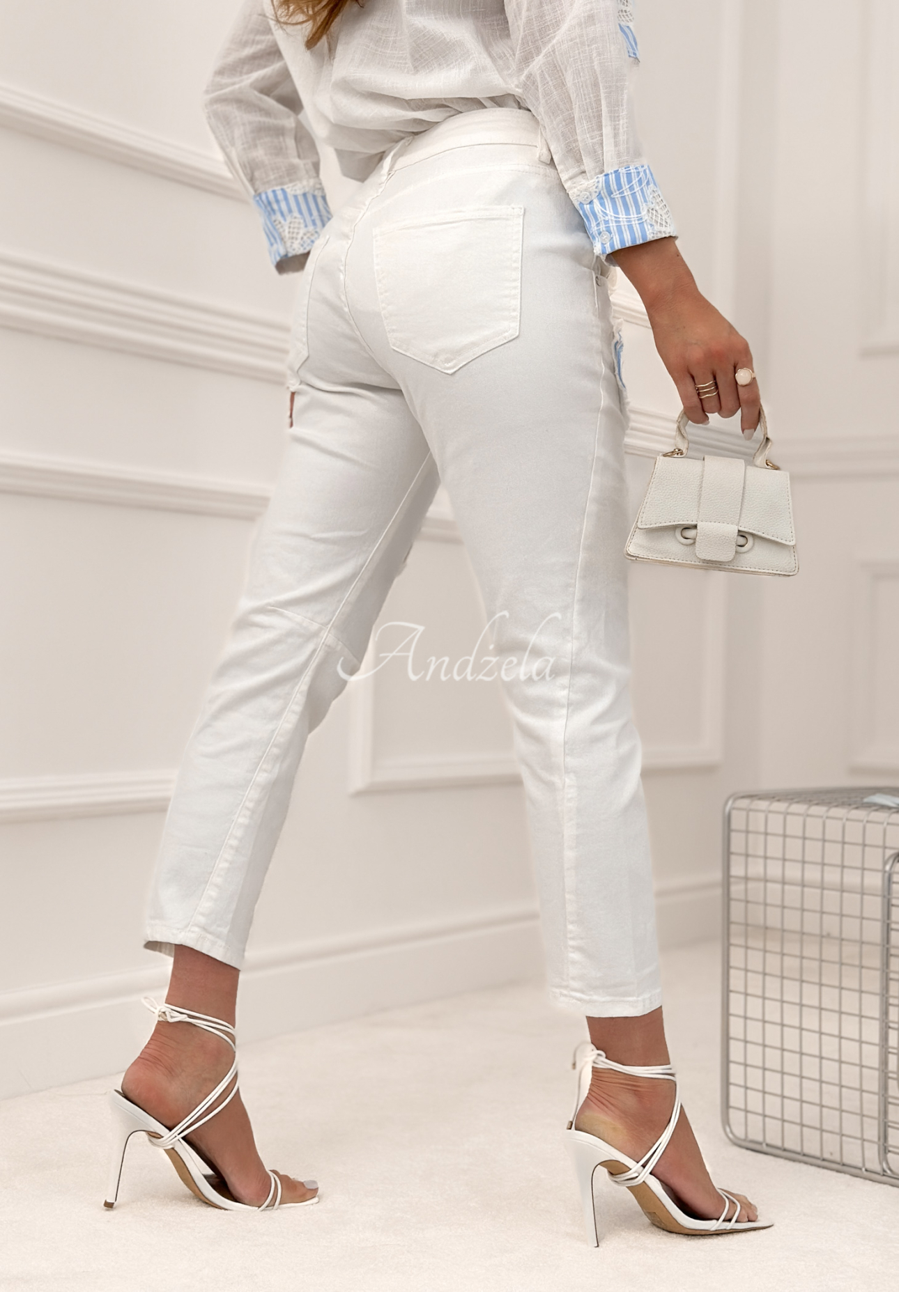 Mom-Jeans mit Patches Just Be Kind Weiß