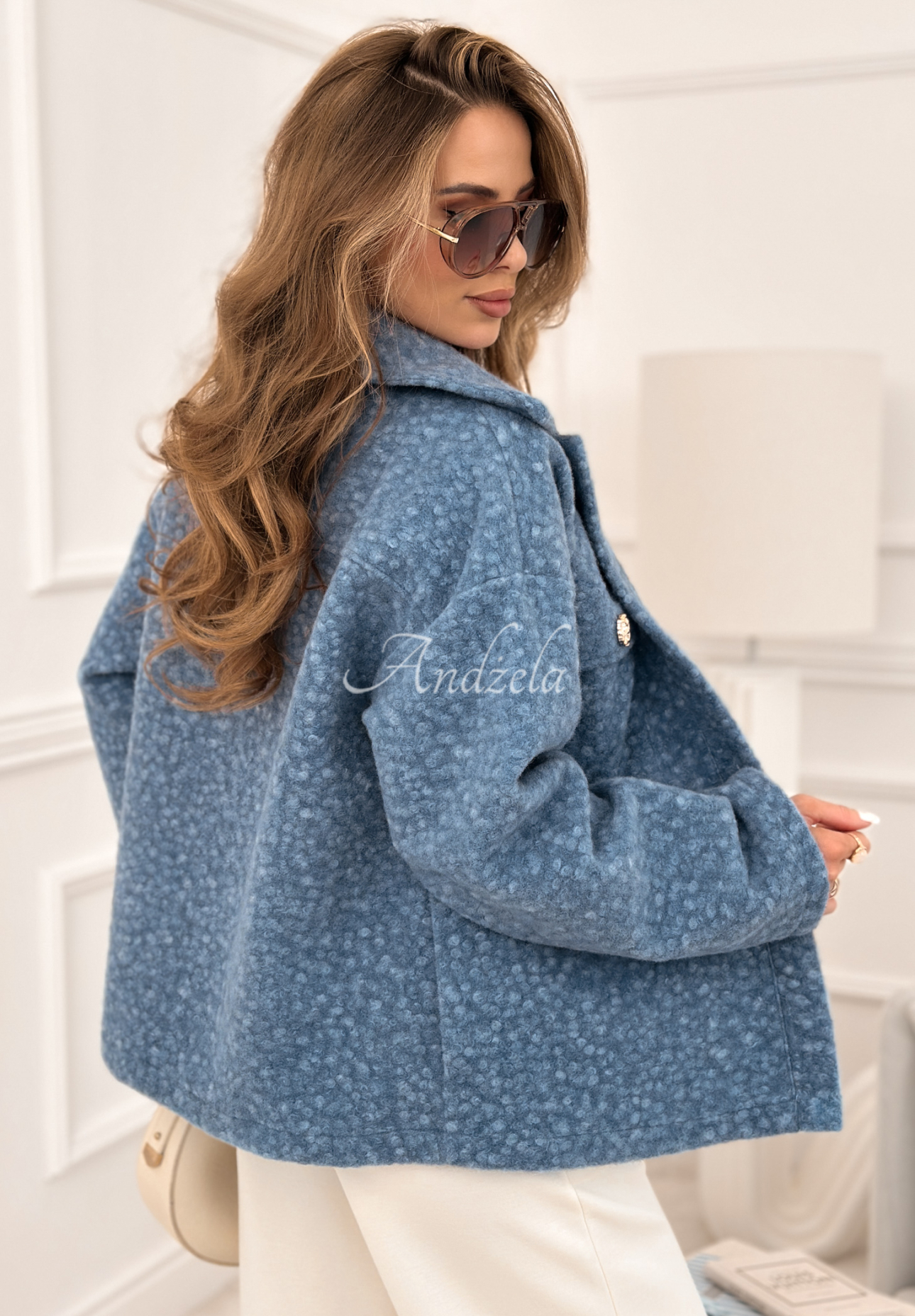 Kurze Jacke aus Lemmfellimitat Warming Up Blau