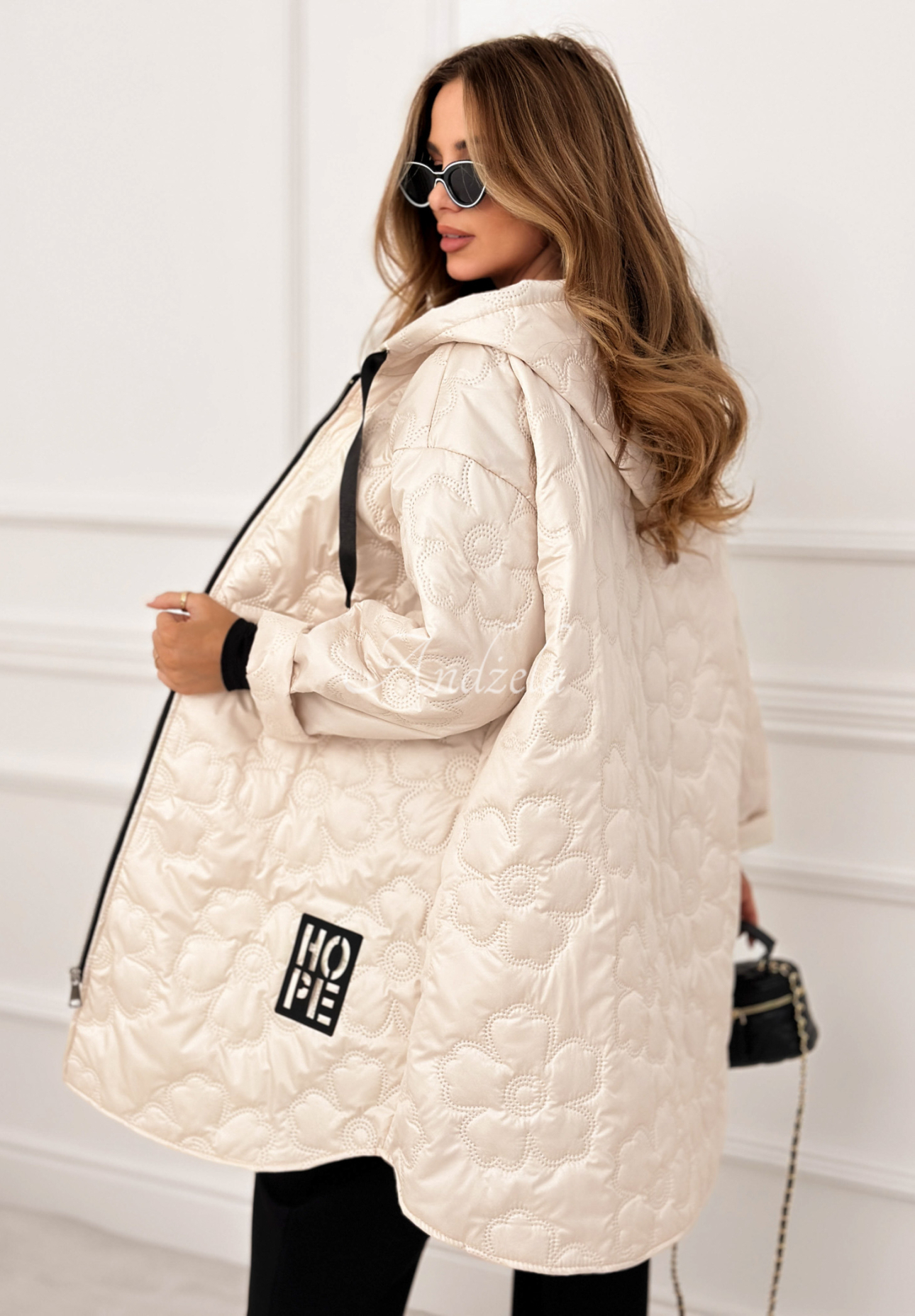 Lange Steppjacke mit Kapuze For The Season Beige