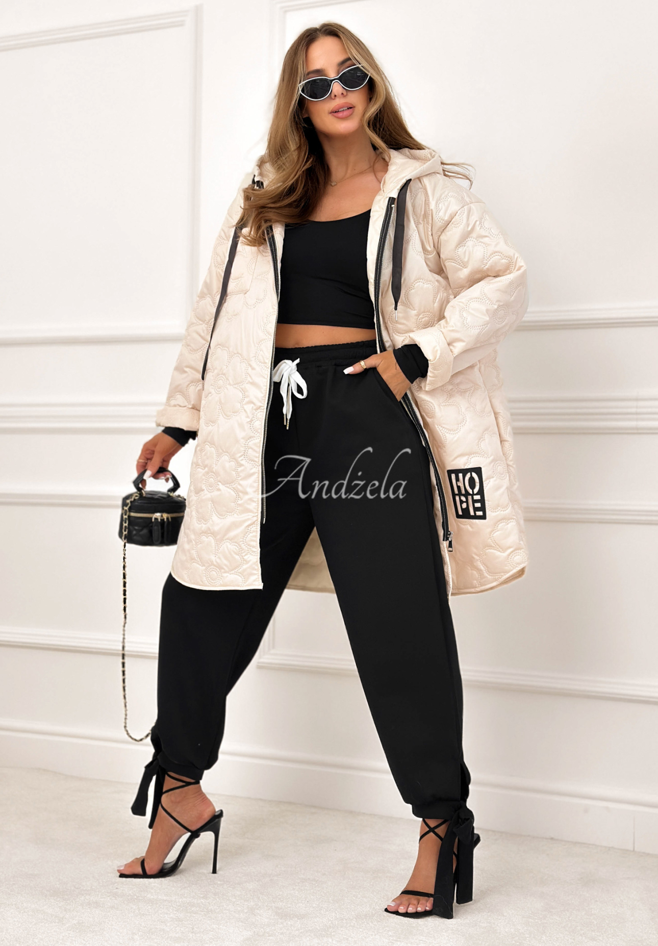 Long quilted jacket with hood For The Season beige