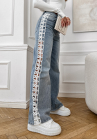 Hose Jeans straight z koronkowymi lampasami On Point Fit Hellblau