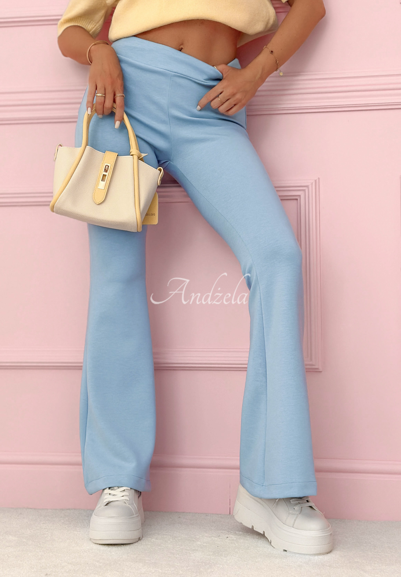 Ausgestellte Leggings aus Viskose New Season Baddie Himmelblau