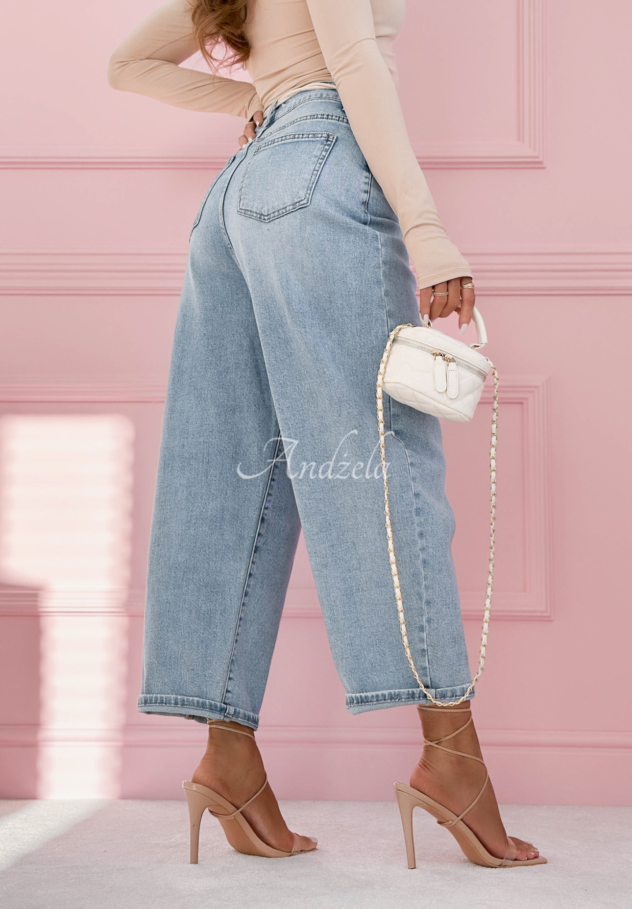 Bananen-Jeans Adds New Life Hellblau
