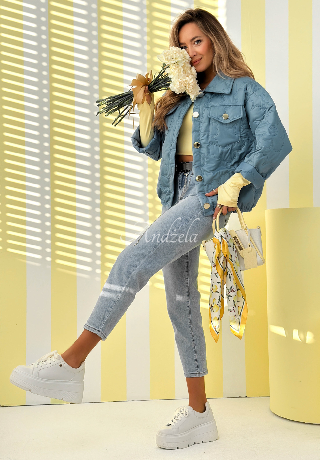 Kurze Steppjacke Spring Sings Himmelblau