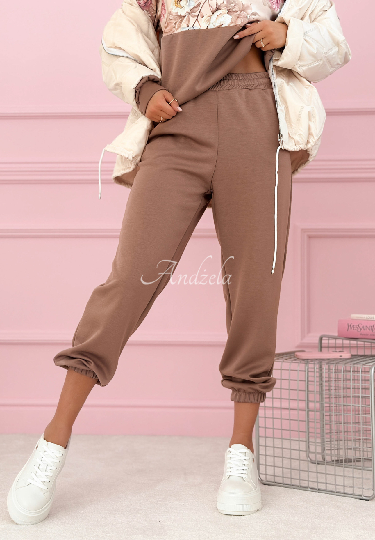 Viskose-Trainingsanzug-Set mit Blumenmuster Comfy Floressa Mokkafarben