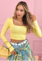 Krótka prążkowana Bluse z kwadratowym dekoltem Wasn’t Ready Gelb