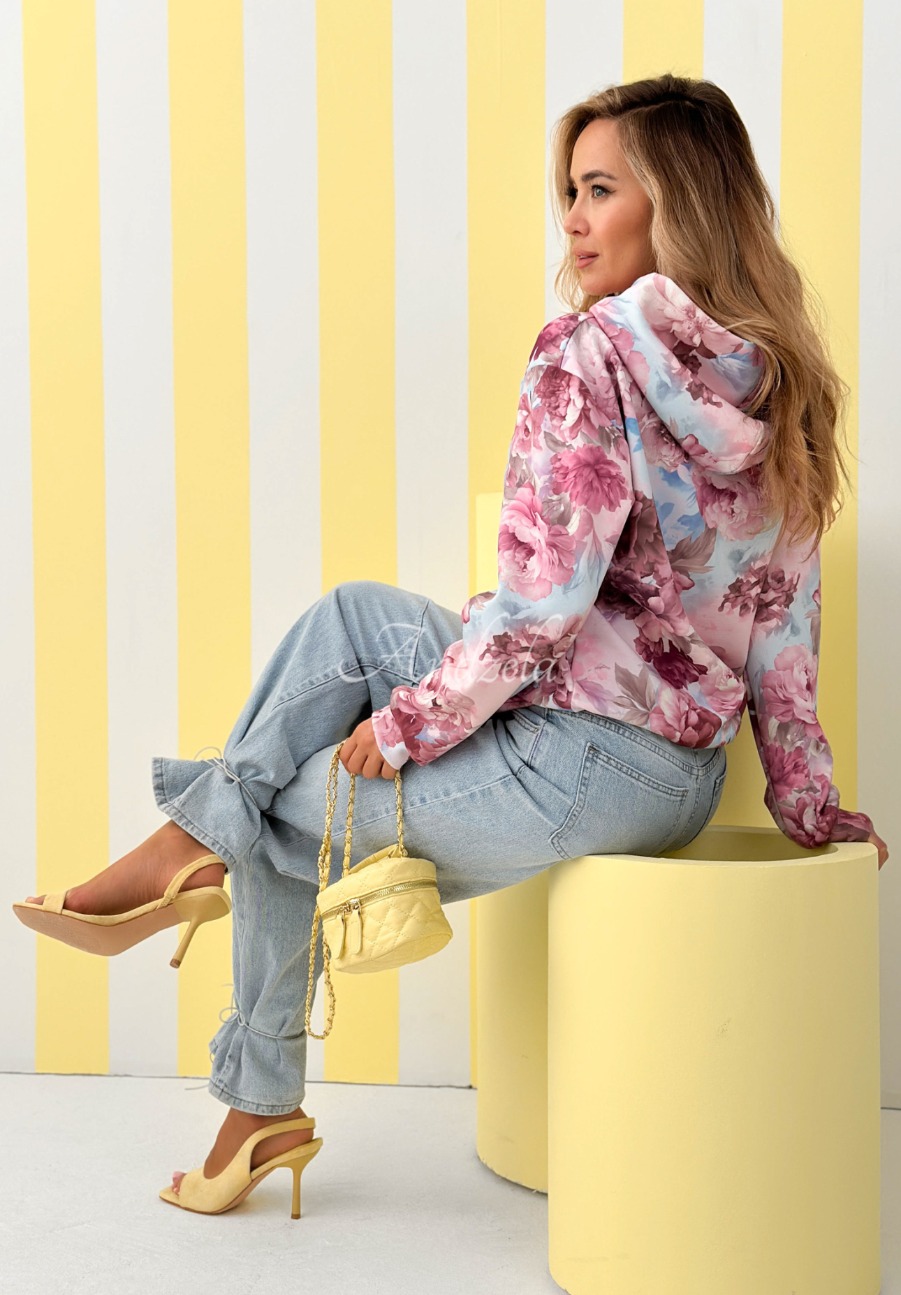 Floral viscose hoodie Freshly Cut Flowers pink