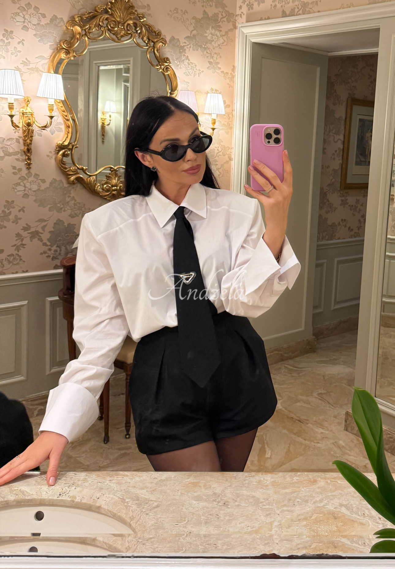 La Milla Kendall white cotton shirt with tie