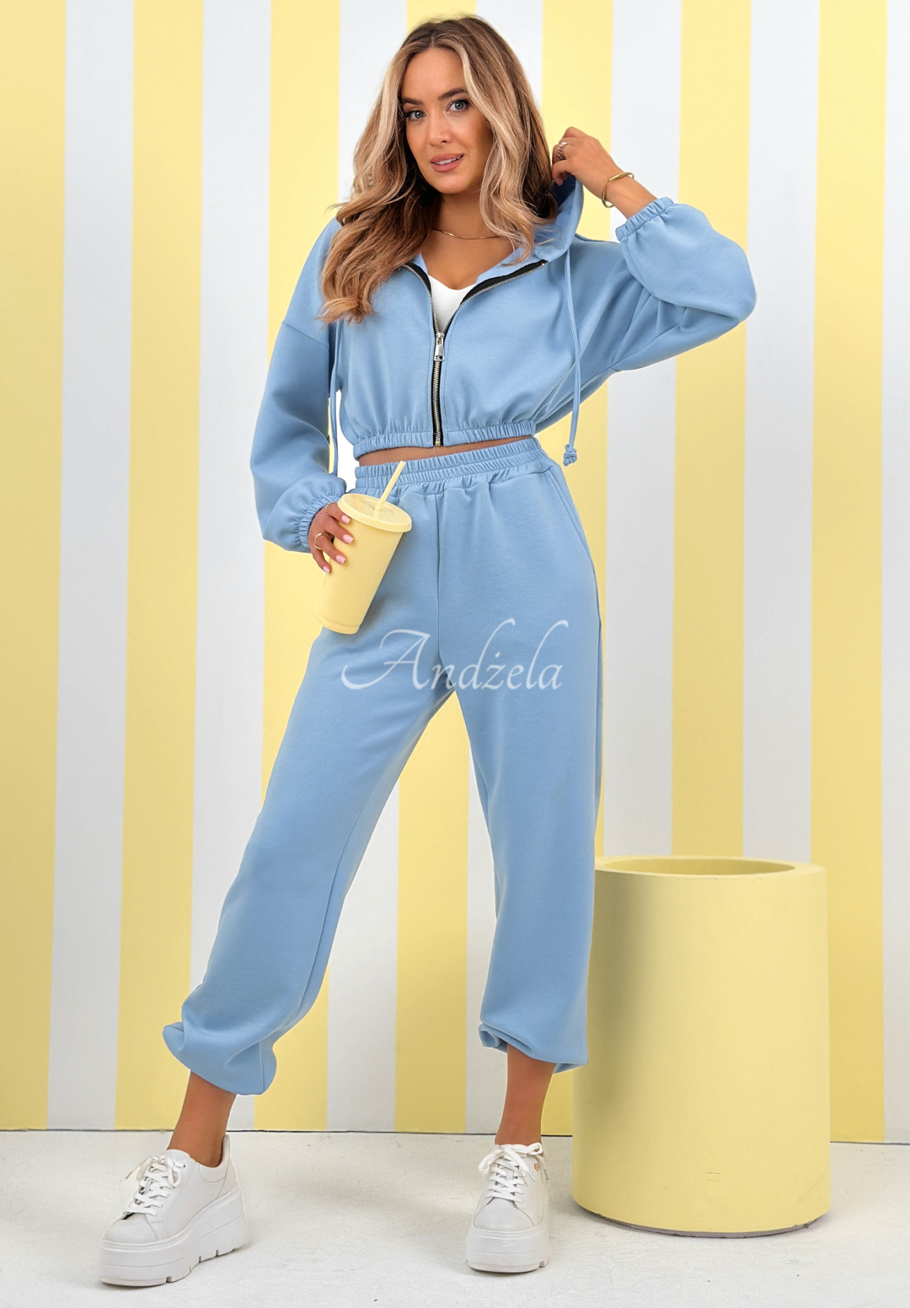 Jogginghose aus Viskose mit Bündchen New Season Baddie Himmelblau