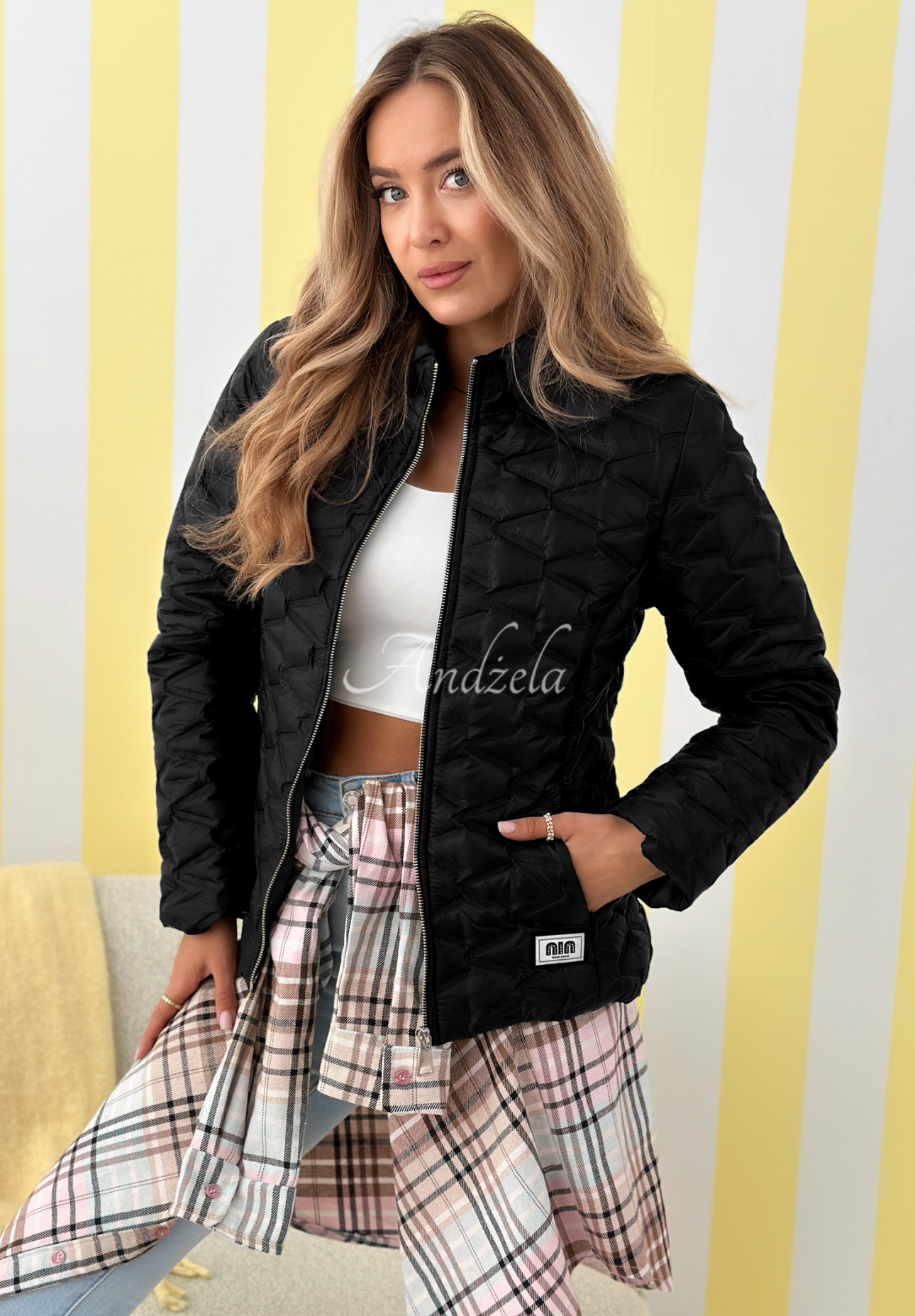 Short quilted jacket Soft Wind black 