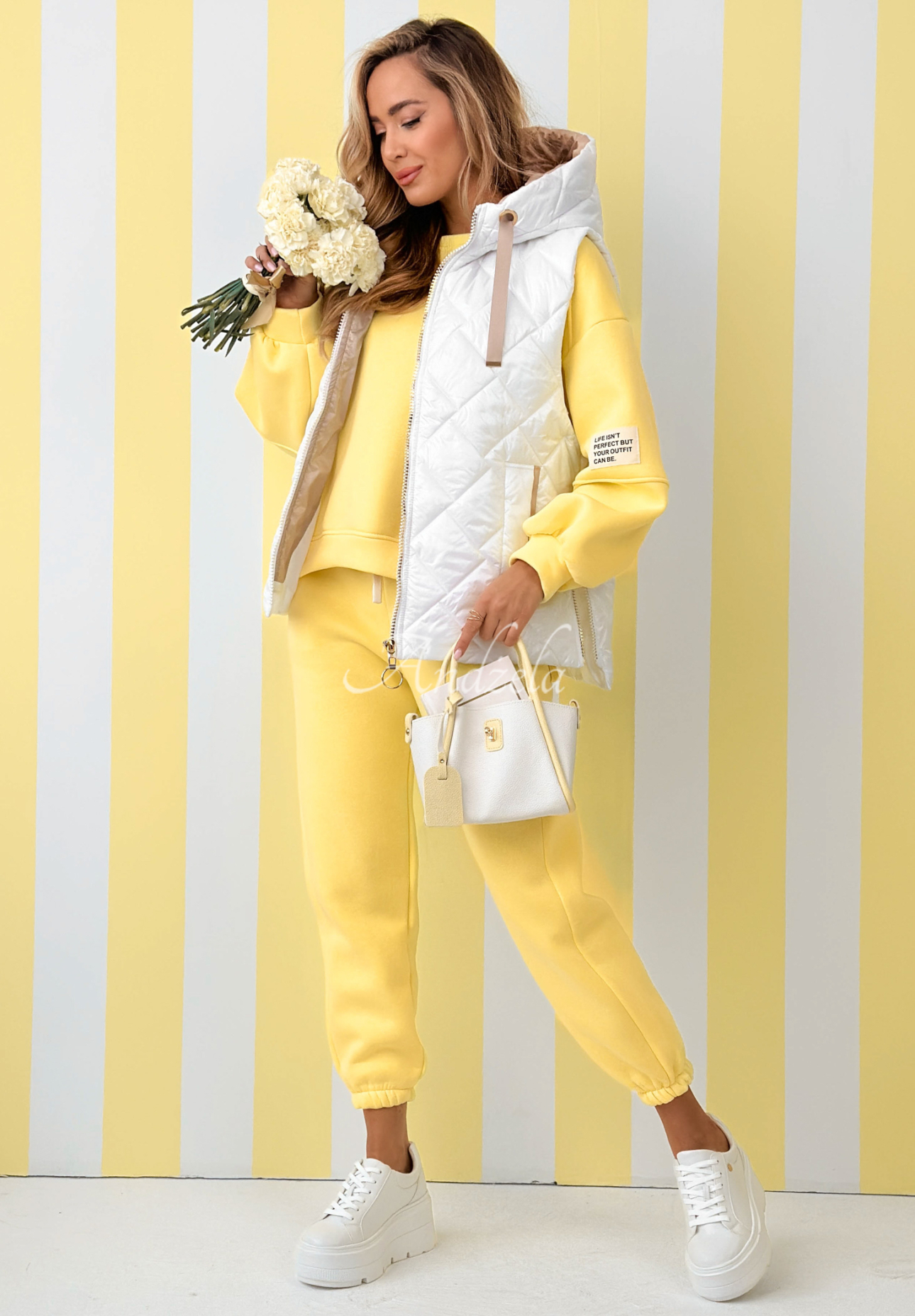 Spring Touch quilted hooded vest, white