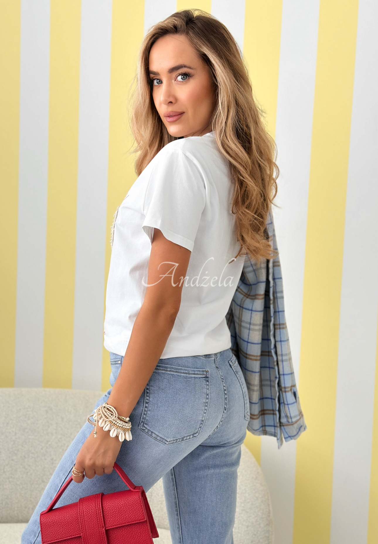 Baumwoll-T-Shirt mit gestickten Muscheln Gifts From Sea Weiß