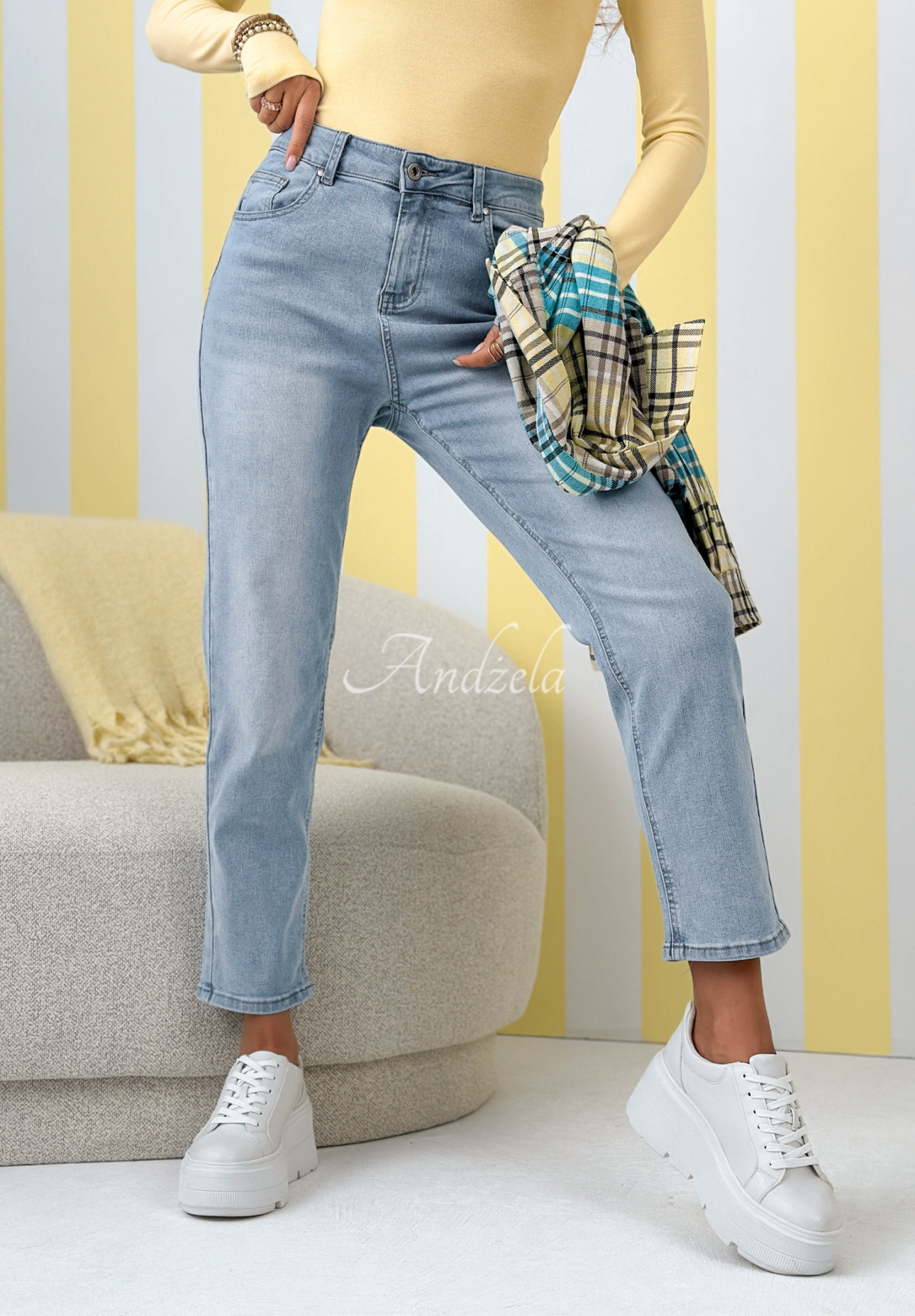 Mom-Fit-Jeanshose No Way Blau