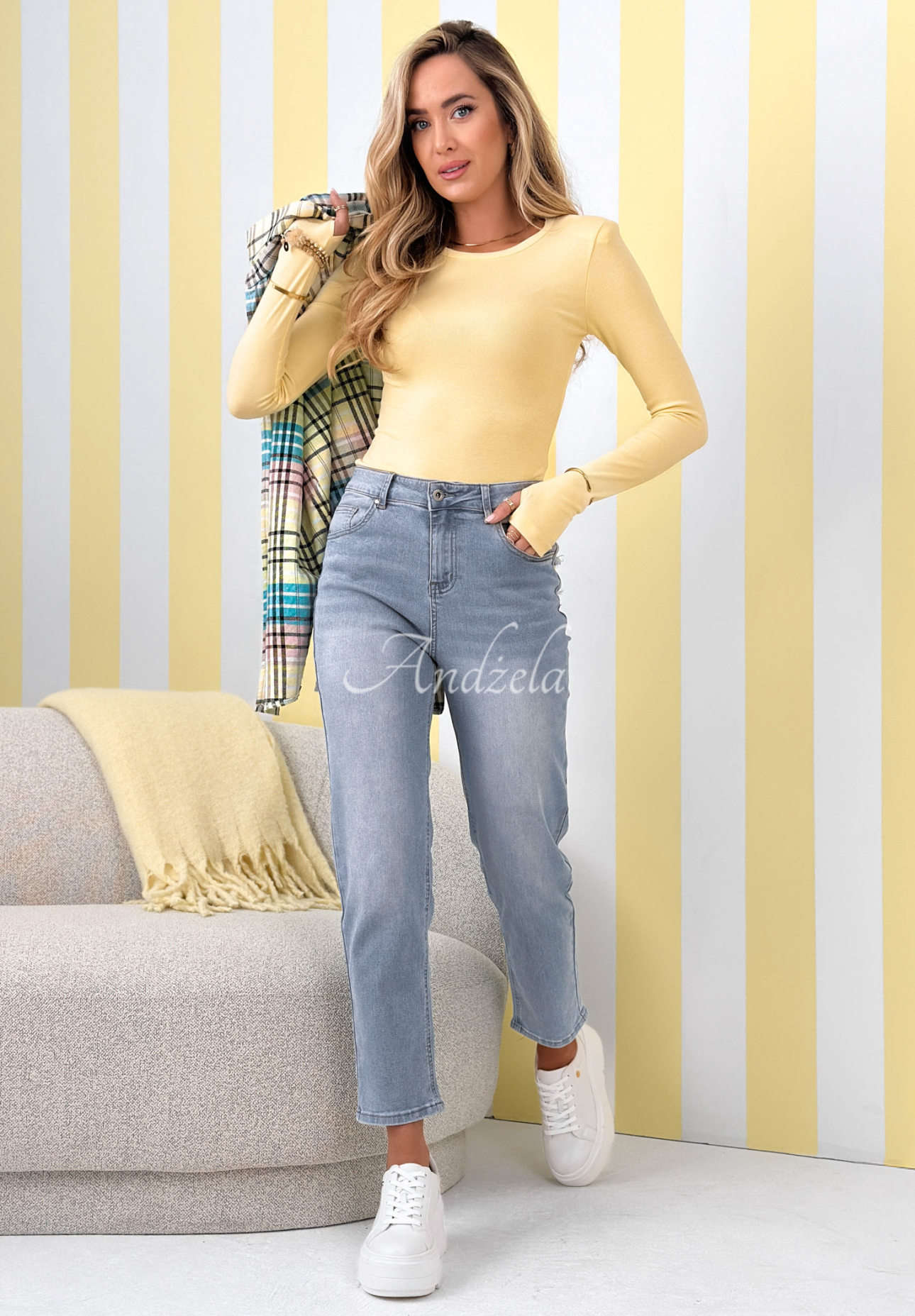 Mom-Fit-Jeanshose No Way Blau