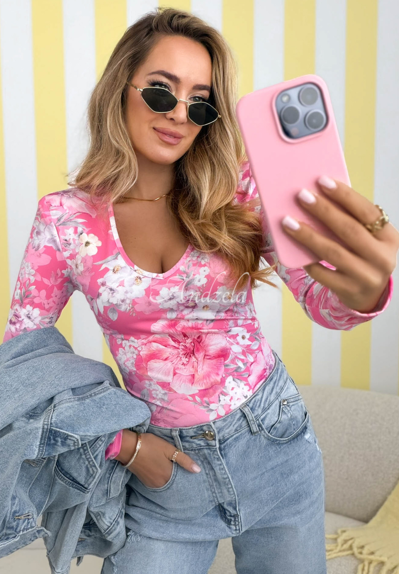 Geblümte Bluse mit Ausschnitt Camellia Rosa