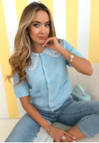 Sweterek z koronkowym kołnierzem Oh Sweet Lace Himmelblau