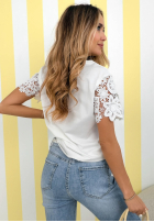 T-Shirt z koronkowymi rękawkami Mrs Delacey Weiß