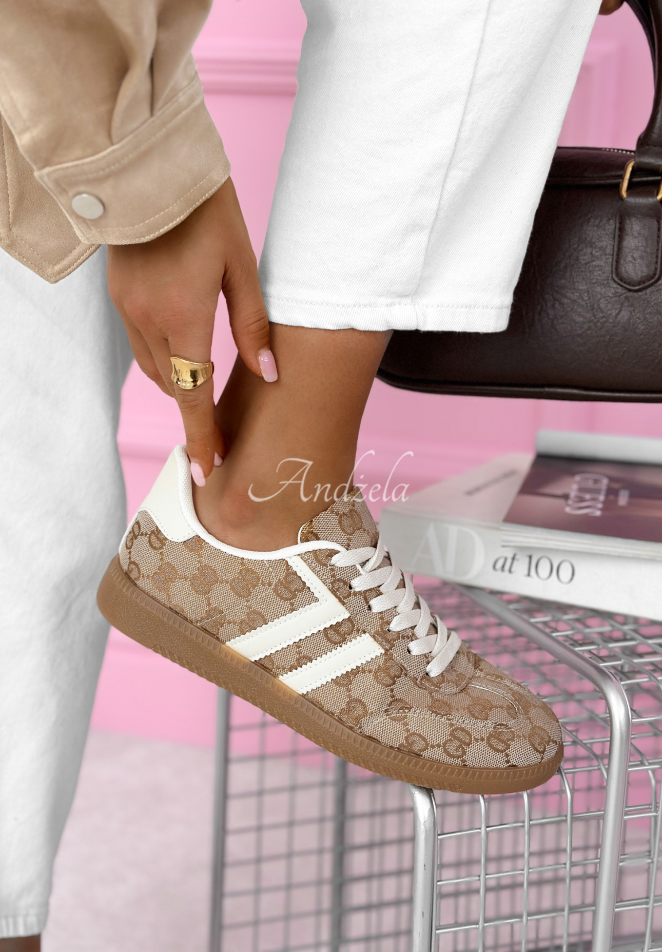 Sneaker Walking On Flowers Camel