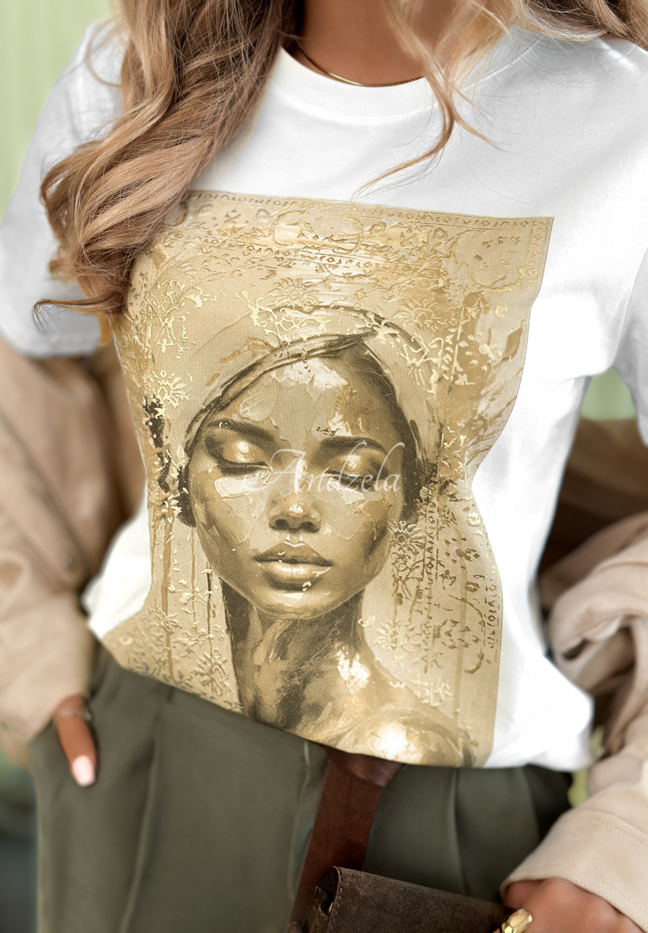 Cotton T-shirt with Golden Lady print, white