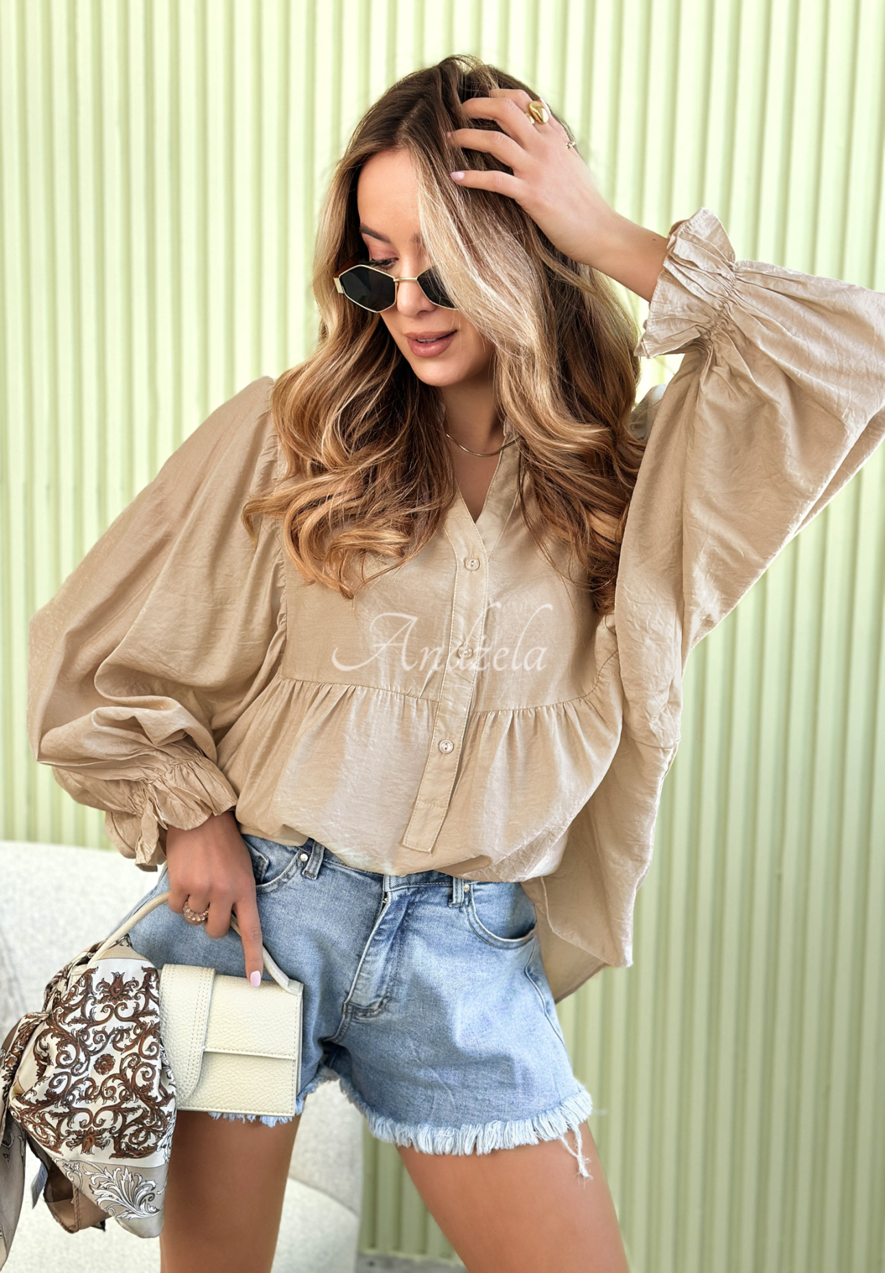 Lightweight shirt with puffed sleeves Spring Poems beige