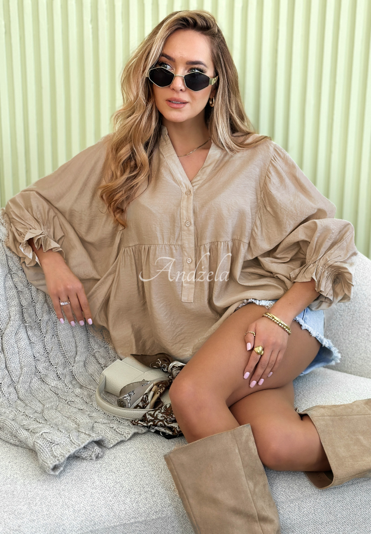 Lightweight shirt with puffed sleeves Spring Poems beige