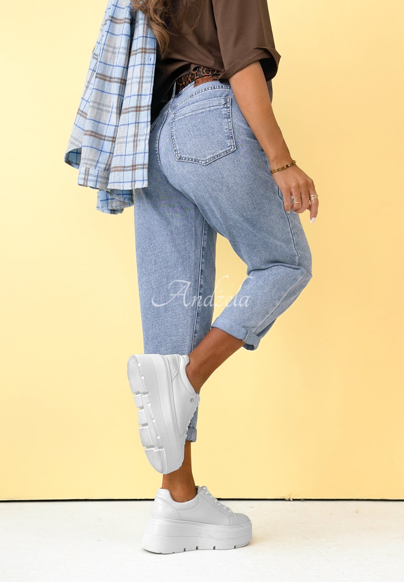 Make Me Smile blue boyfriend jeans with belt