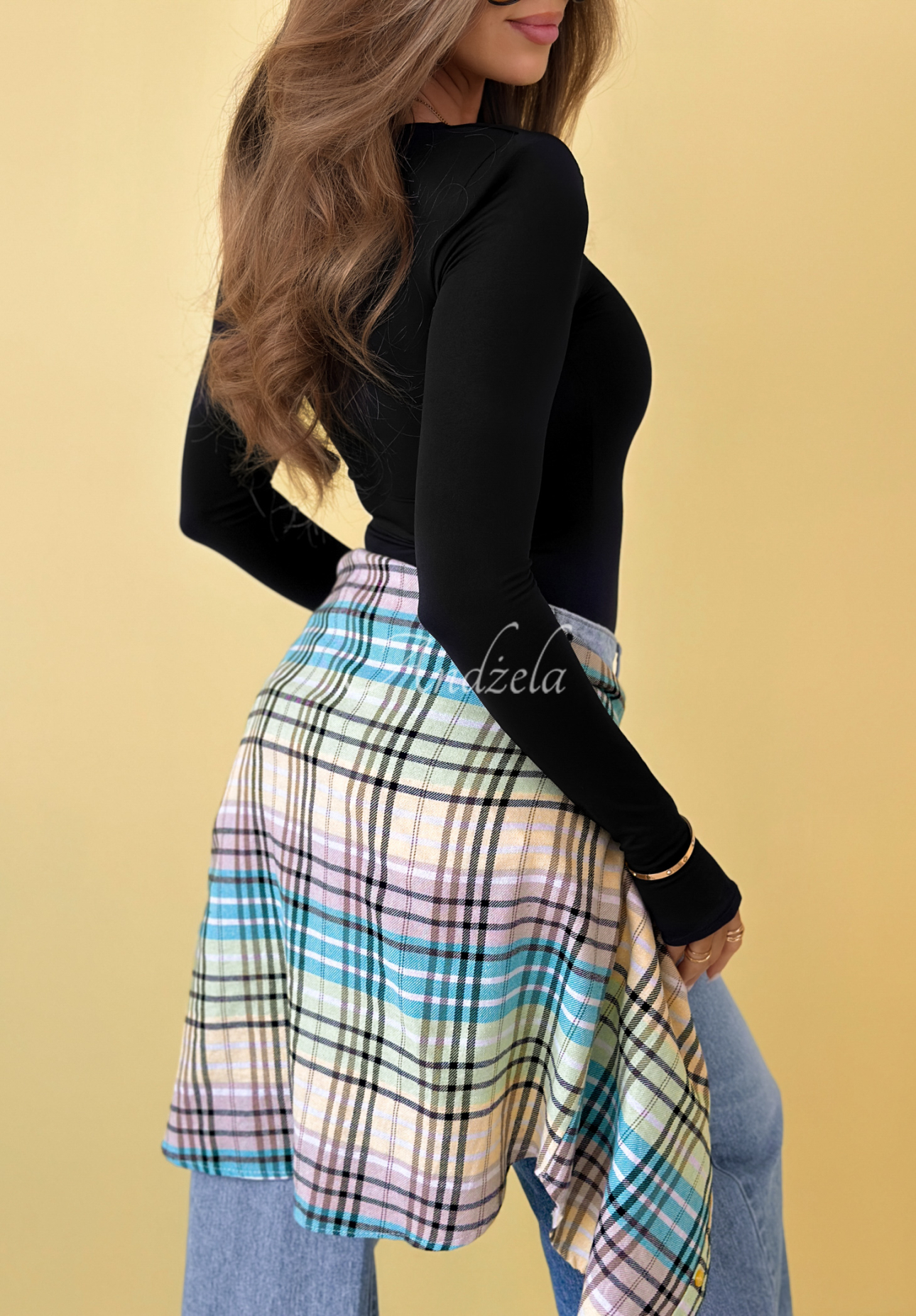 Basically Fine black long-sleeved blouse