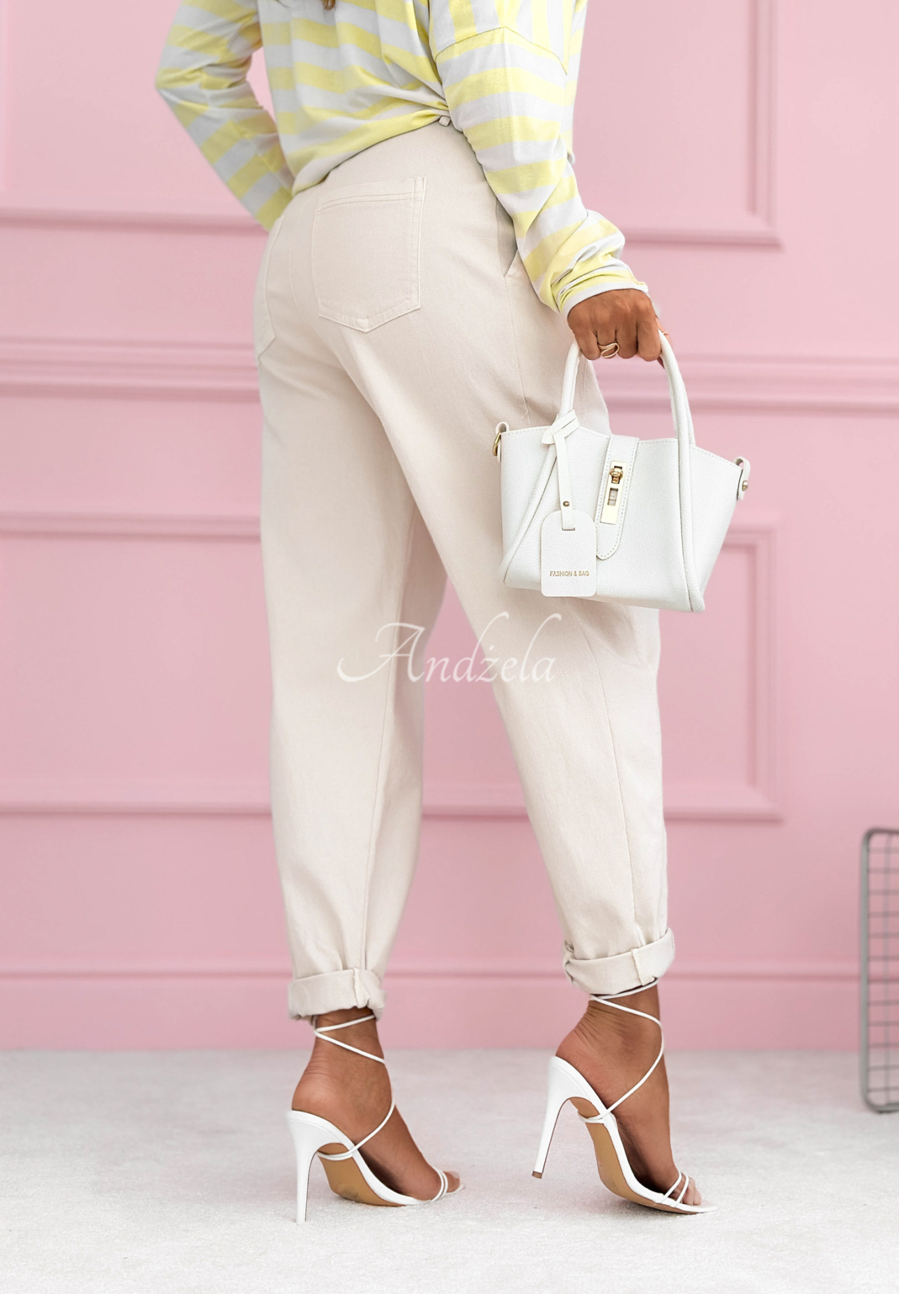 Hose carrot Spring Will Come Beige