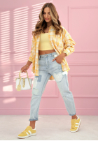 Spodnie jeansowe skinny z naszywkami Like A Cutie jasnoniebieskie