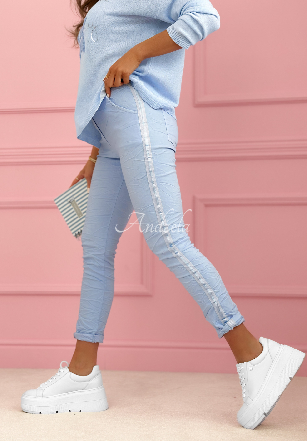 Viskosehose mit Streifen The Spring Begins Himmelblau