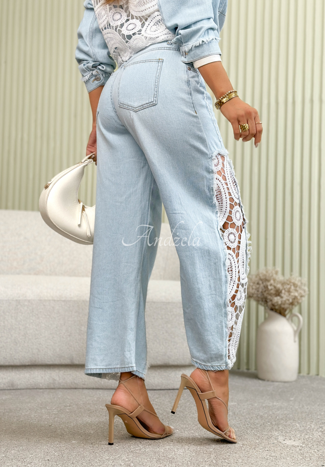 Mom-Fit-Jeanshose mit Spitze Lacy Tracy Hellblau