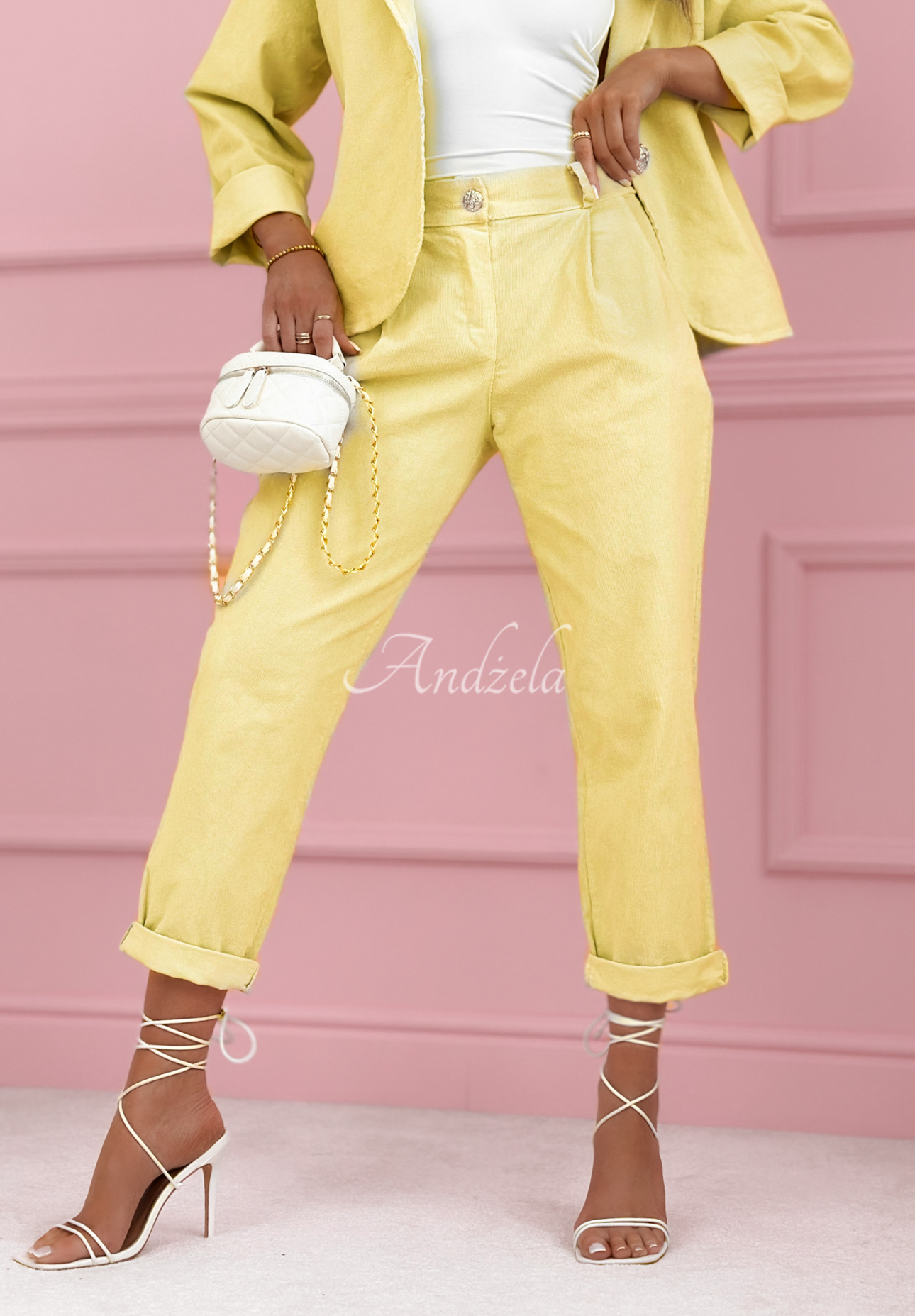 Mom-Fit-Hose aus Baumwollkord Goodbye Lovely Gelb