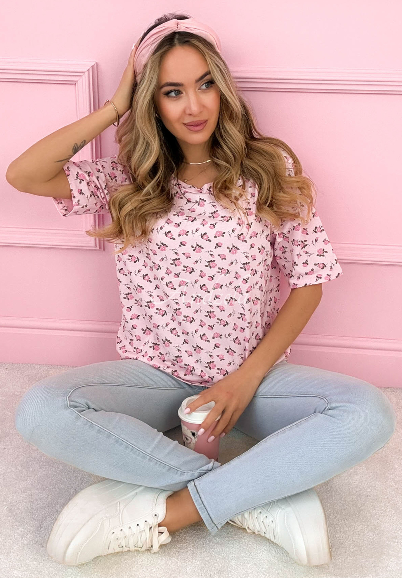 La Rosa pink cotton T-shirt with roses