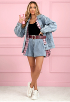 Shorts z szerokimi nogawkami i paskiem Finally Hot Hellblau