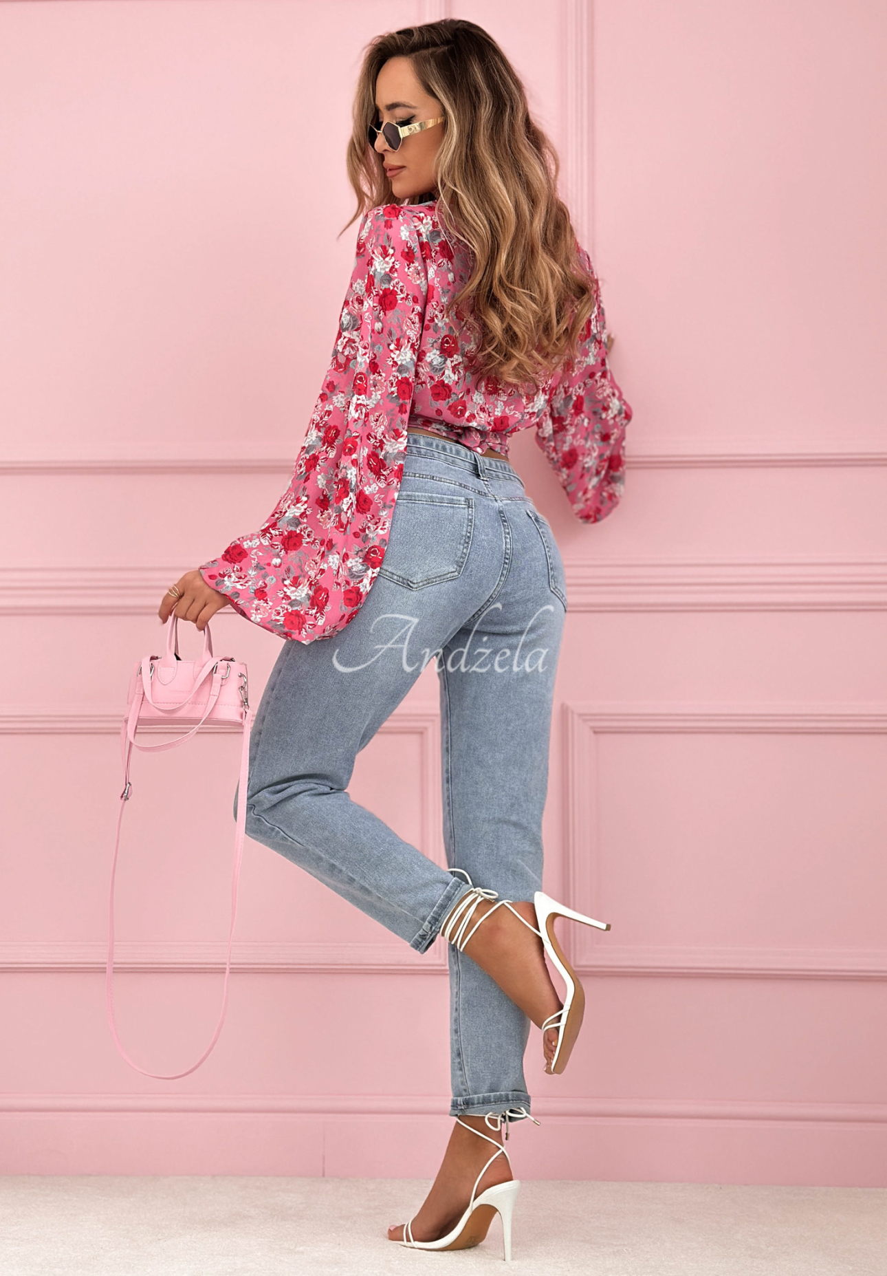 Valerio light blue mom fit jeans with belt