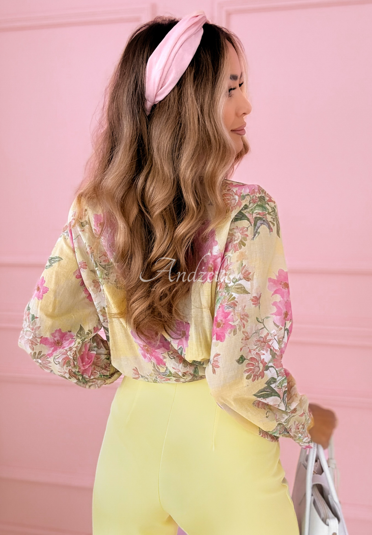 Baumwollbluse mit Blumenmuster und Stehkragen Flower Blossoms gelb-rosa