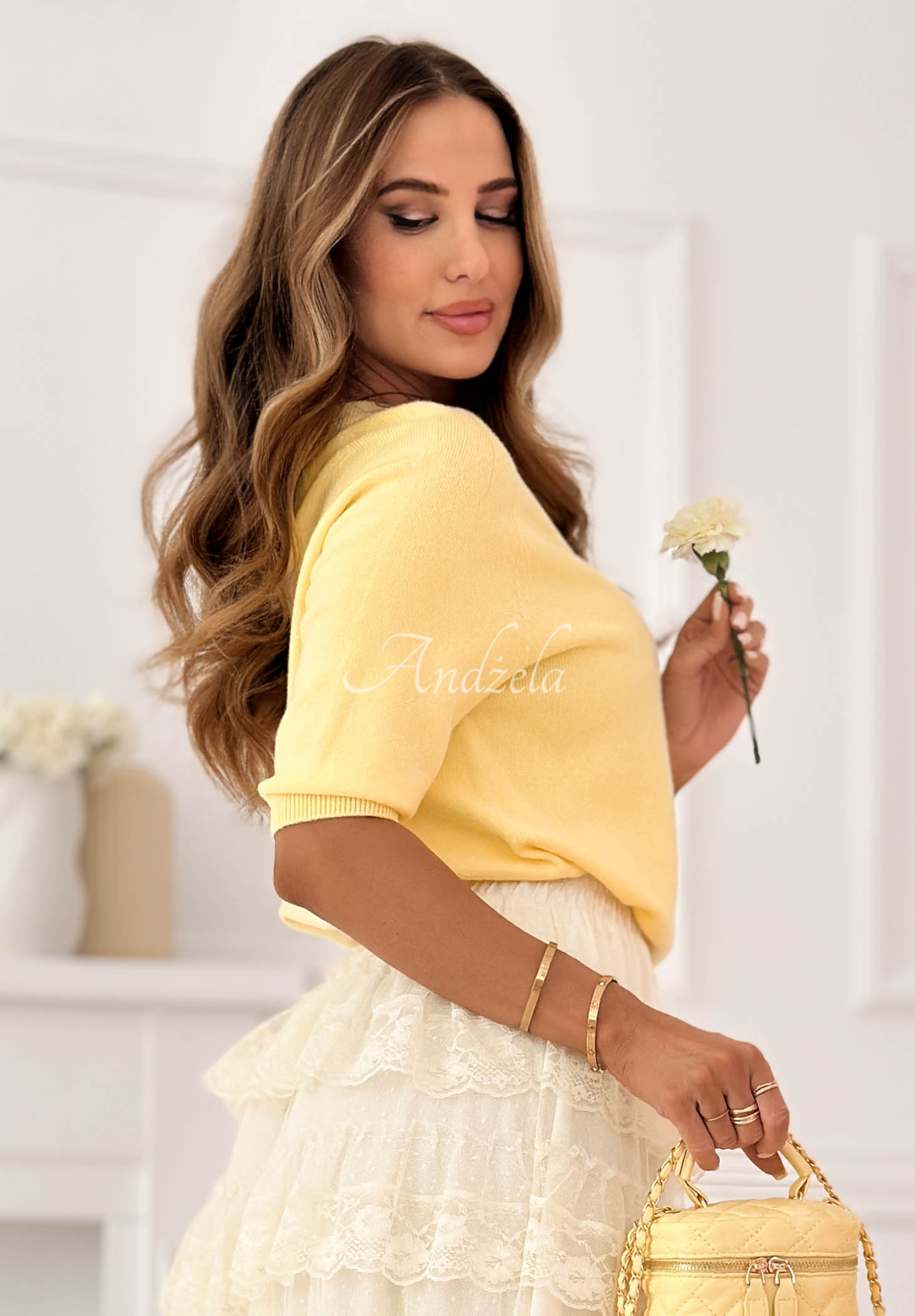 Lightweight viscose short-sleeved sweater Better With You yellow