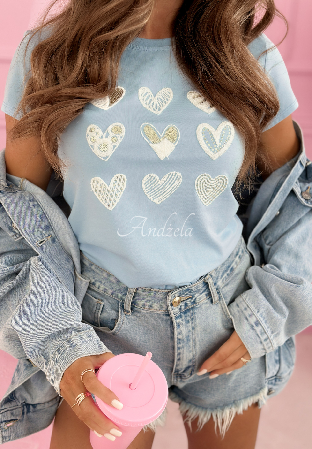 Baumwoll-T-Shirt mit Herzen A Lot Of Hearts Himmelblau