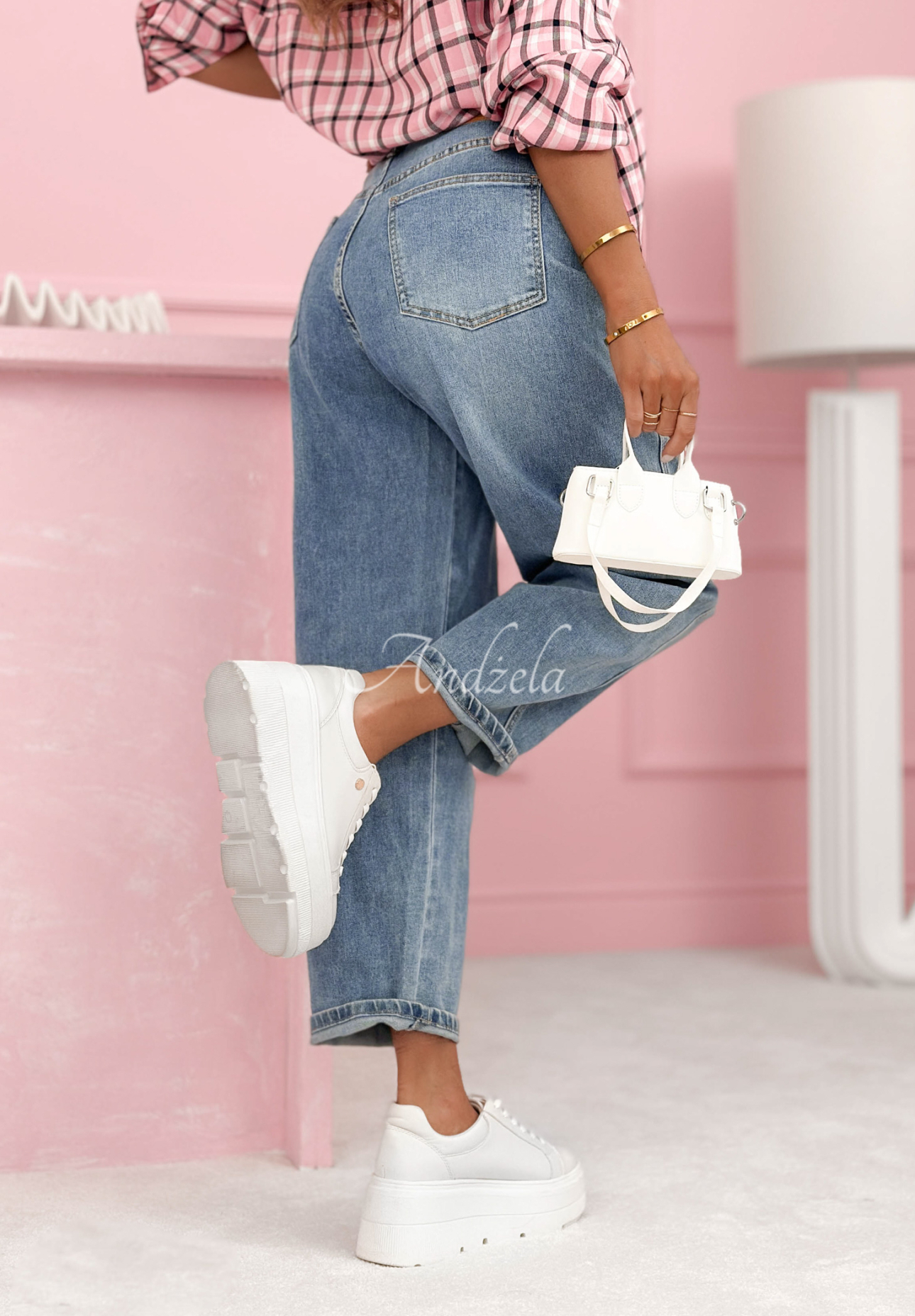 Bananenjeans mit Gürtel Let Me In Hellblau