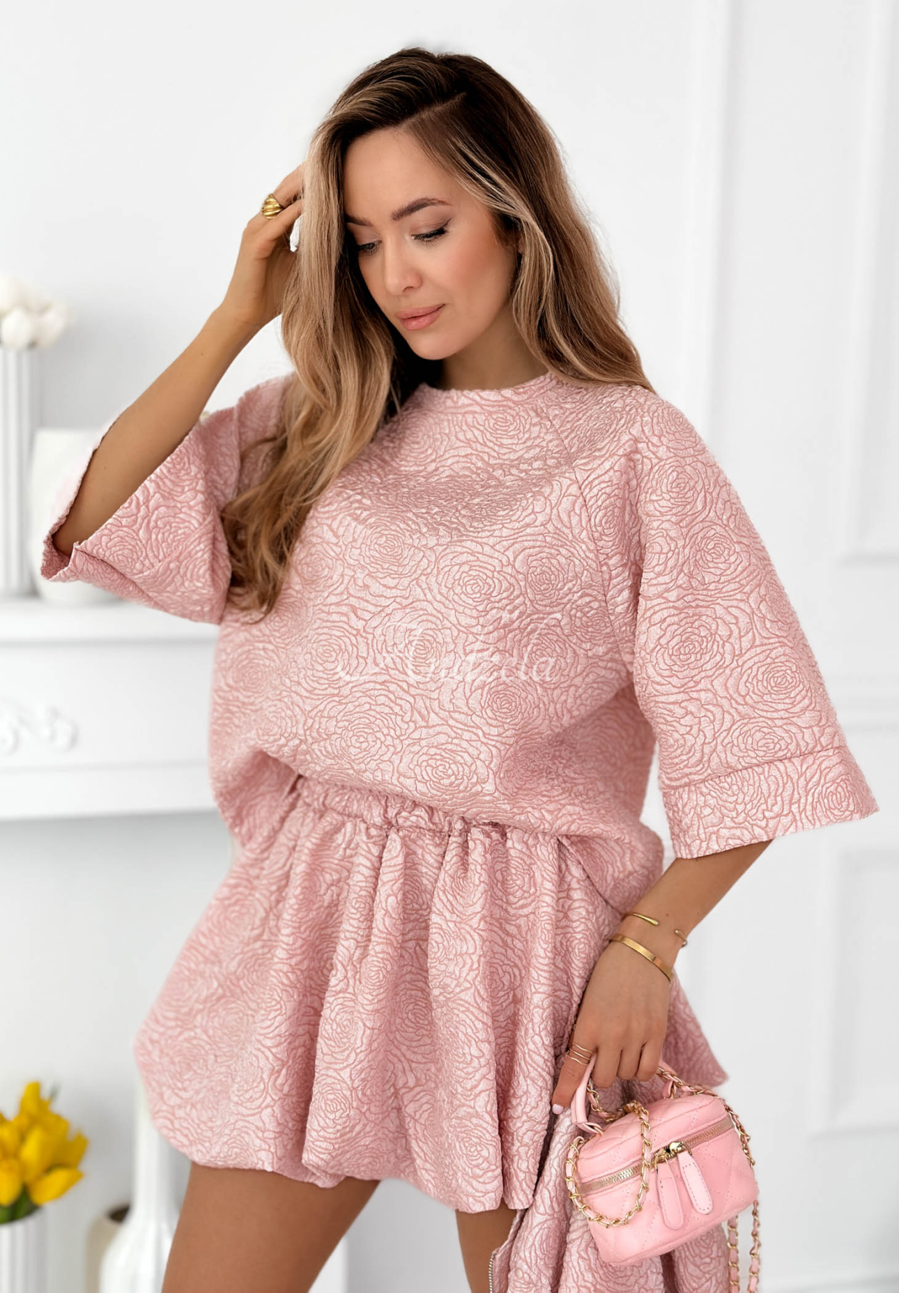 Layla pink short-sleeved blouse with texture