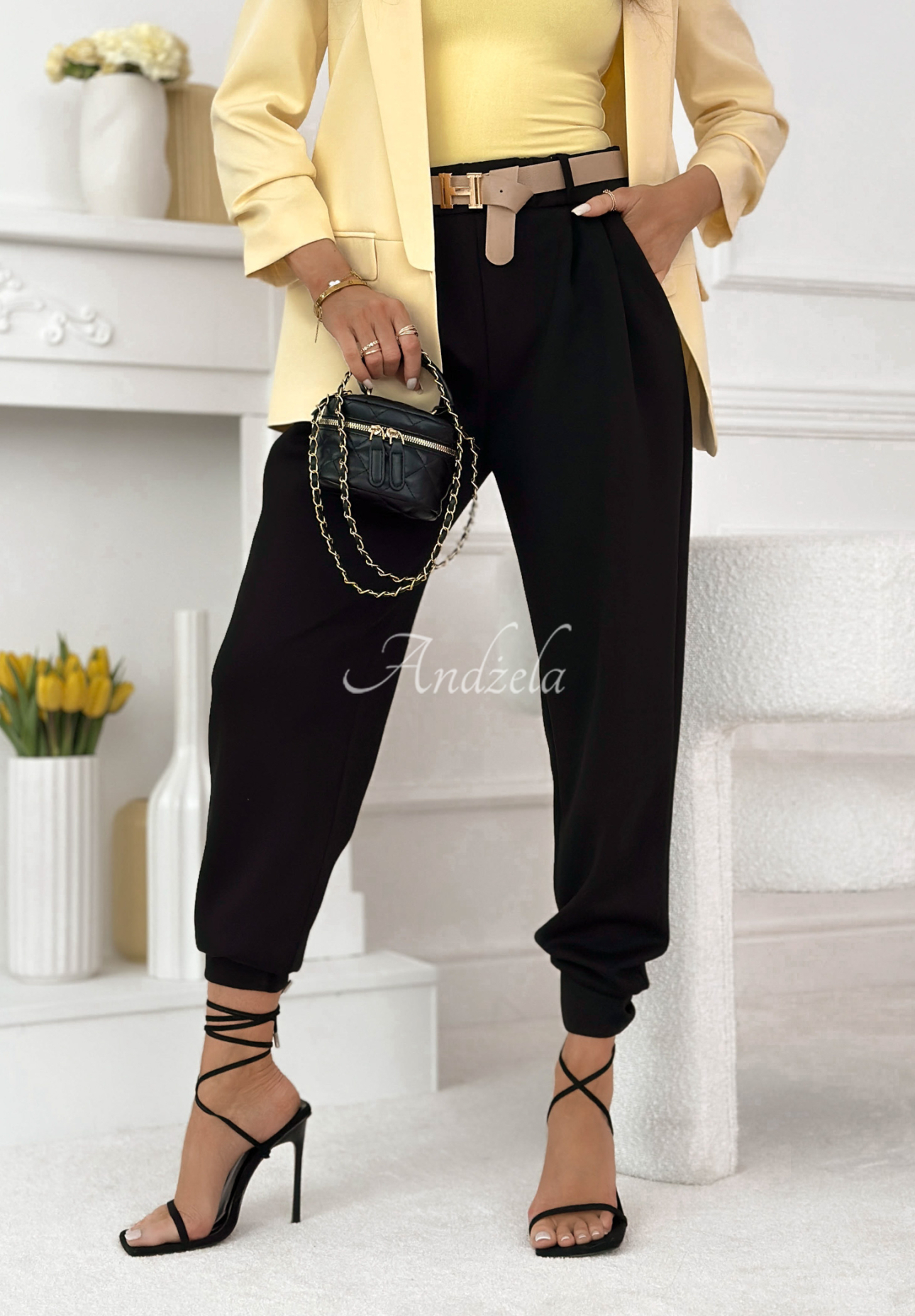 Viscose jogger pants with a belt, I Chose It, black