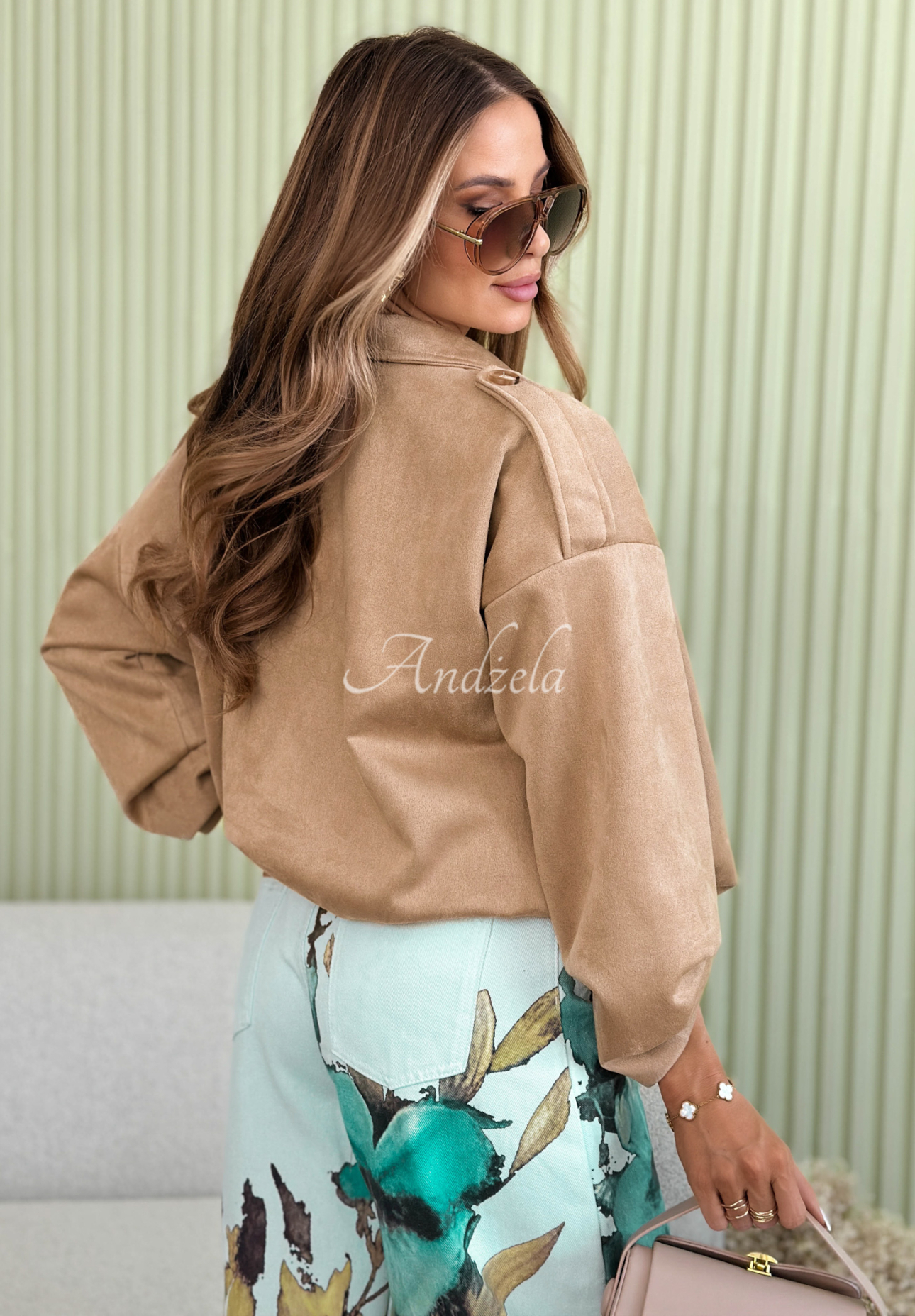 Kurze Bomberjacke aus Wildlederimitat Amara Beige