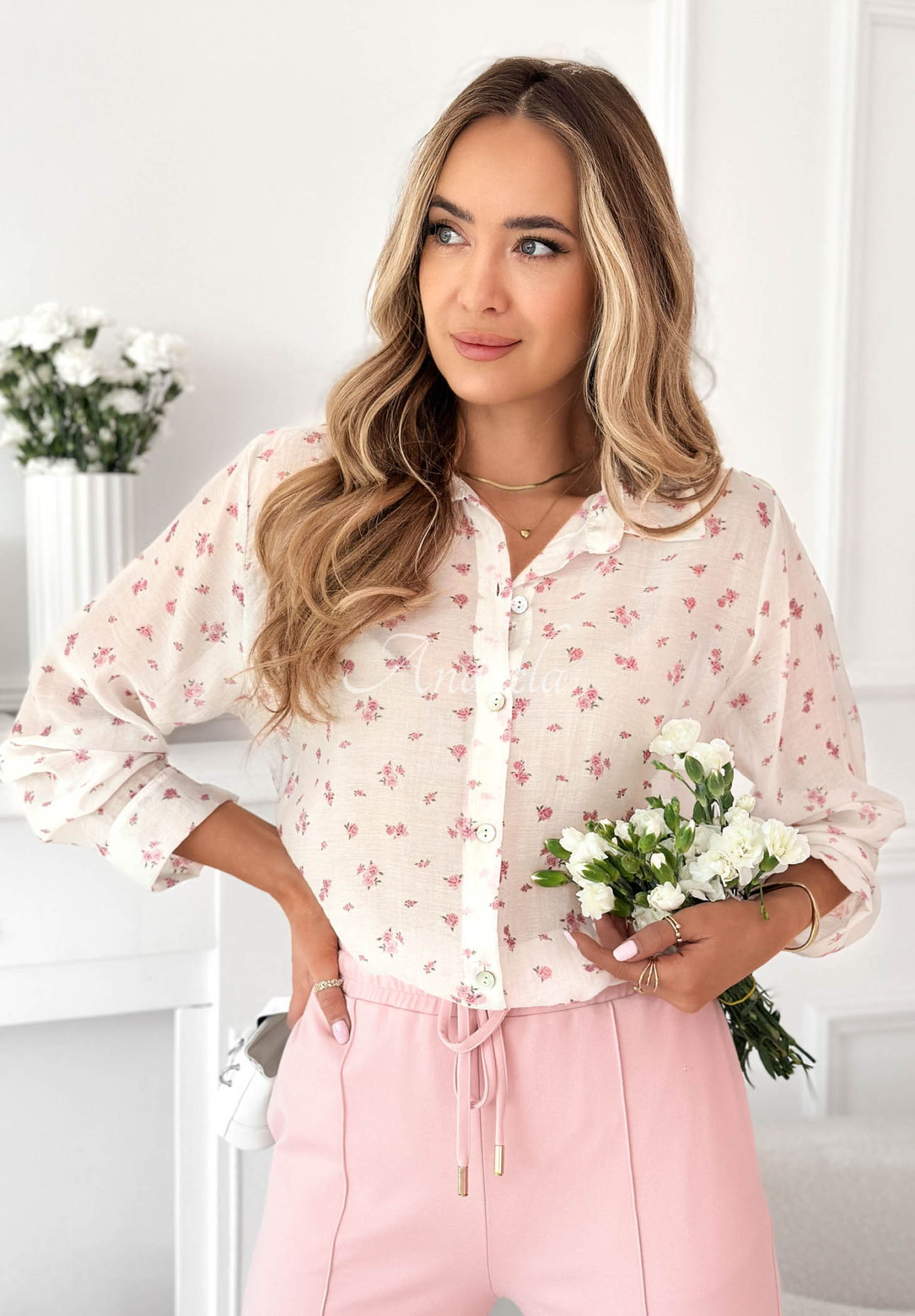 Lightweight floral shirt made of Tencel by Floriana, white