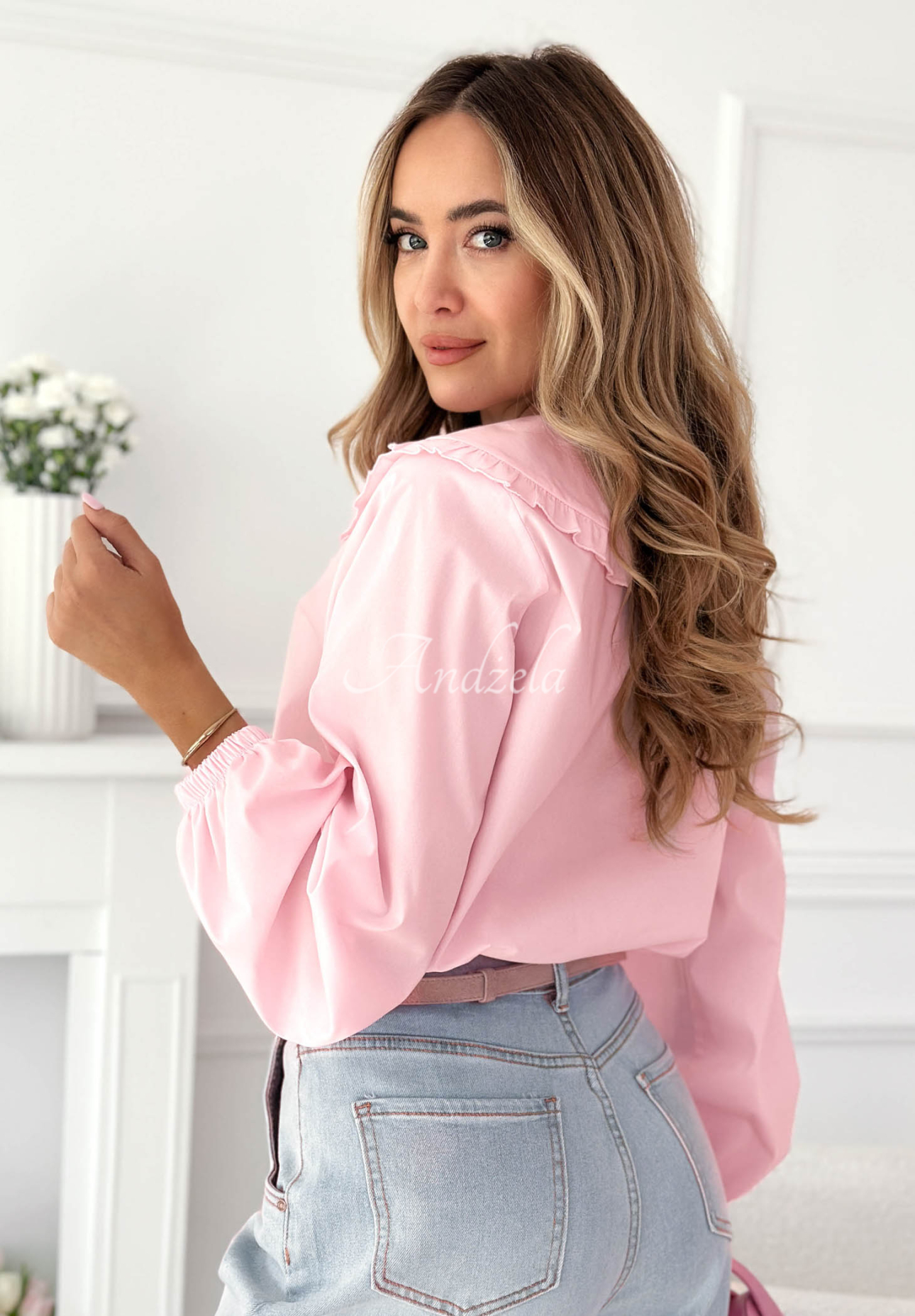 Martha powder pink viscose shirt with decorative collar