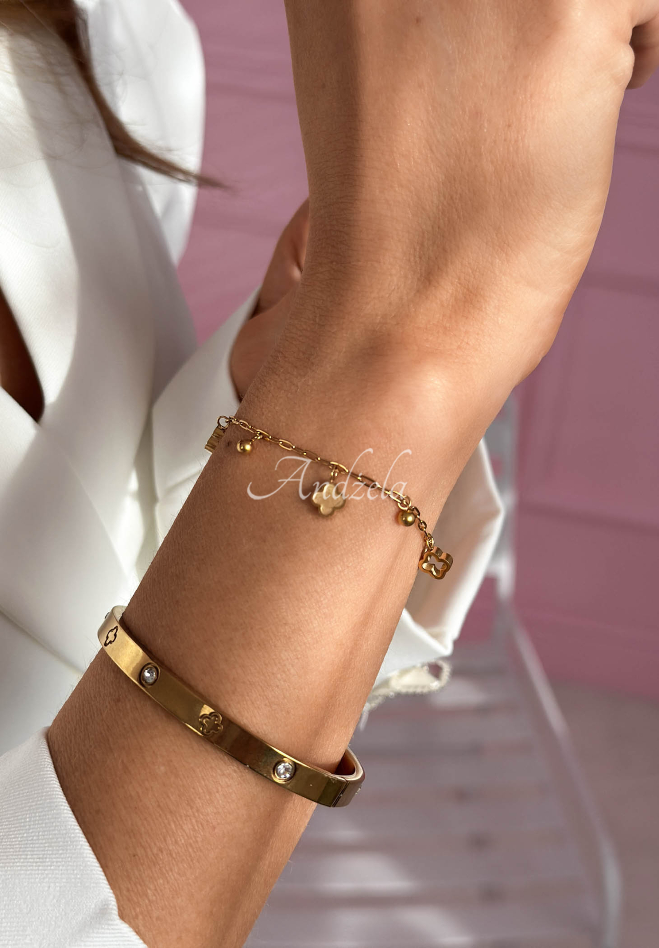 Golden Clover bracelet with clovers, gold