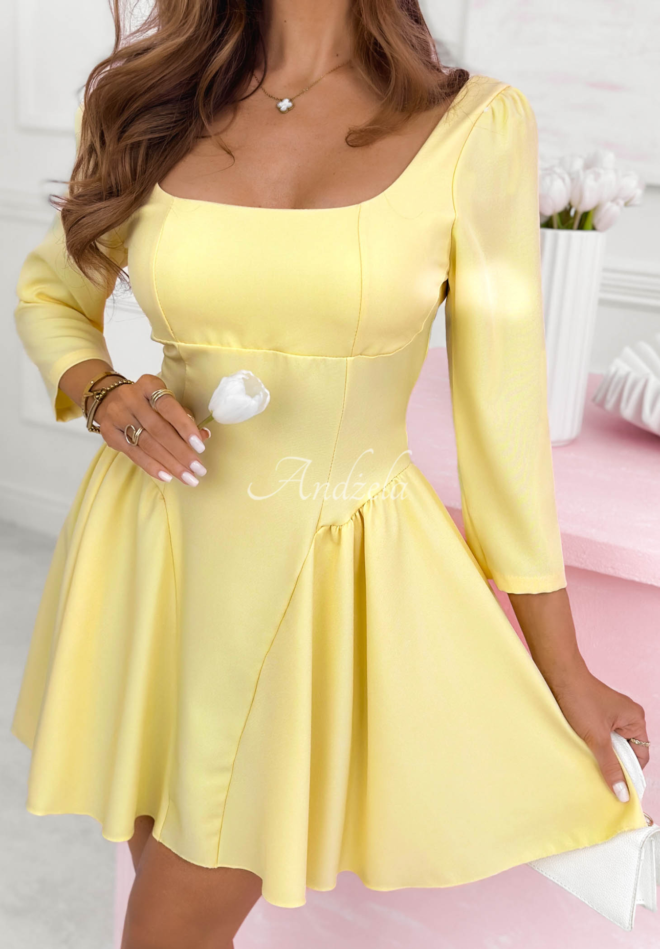 Ausgestelltes Minikleid mit quadratischem Ausschnitt Good Luck Baby Gelb