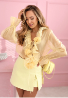 Bluzka z ozdobnym żabotem i falbankami Be Faithful ecru