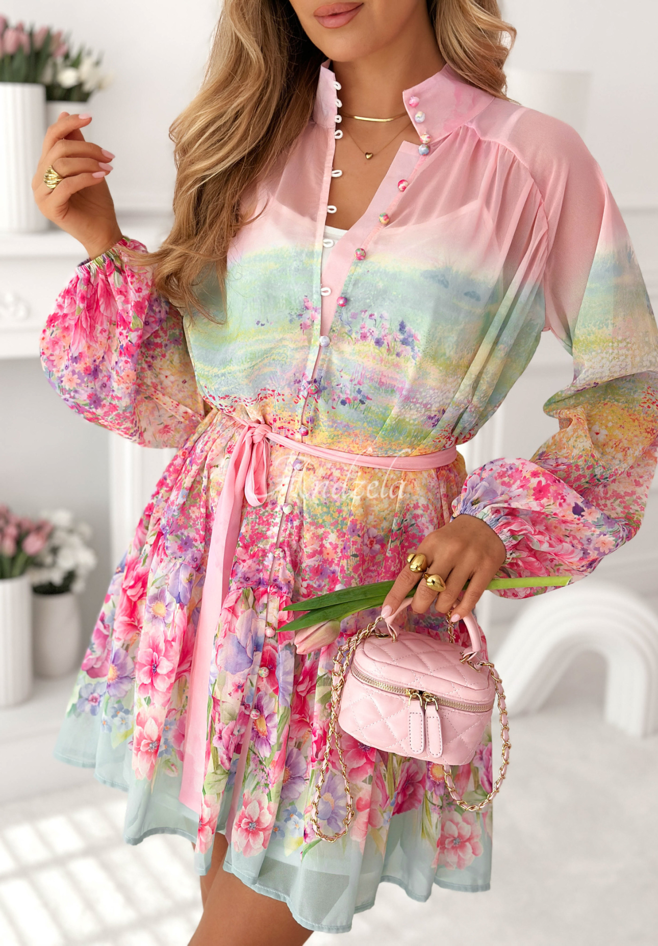 Elegant mini dress with Florentia powder pink floral print